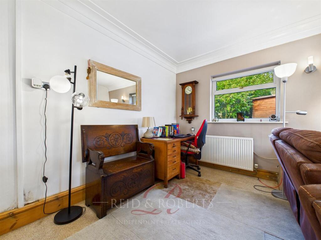 STILL028-LIVINGROOM.jpg
