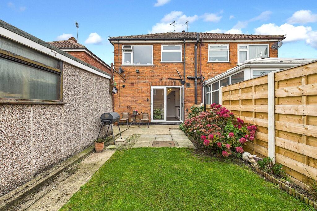 32 Minster Avenue - Rear