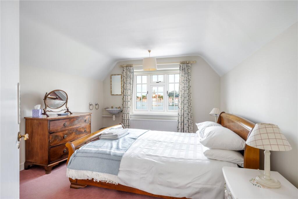 Cottage Bedroom 2