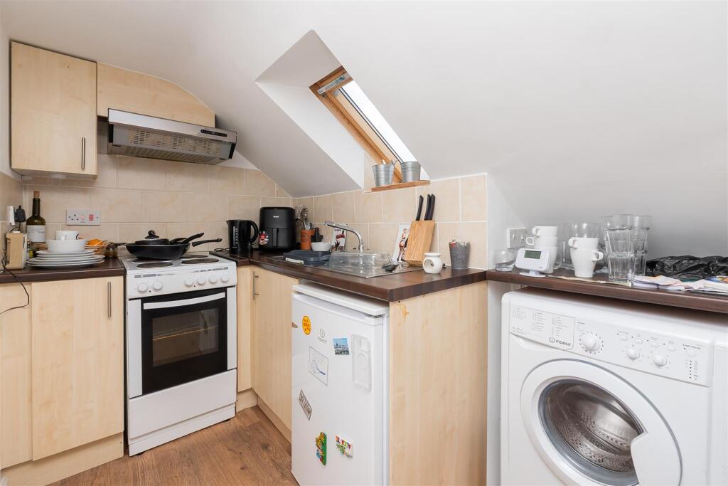 Flat-4-Douglas-court-BS15-1QT-3.jpg