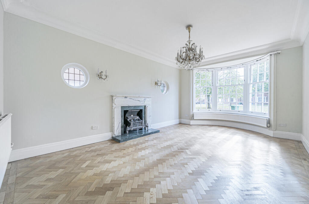 1360964-13-68de93...