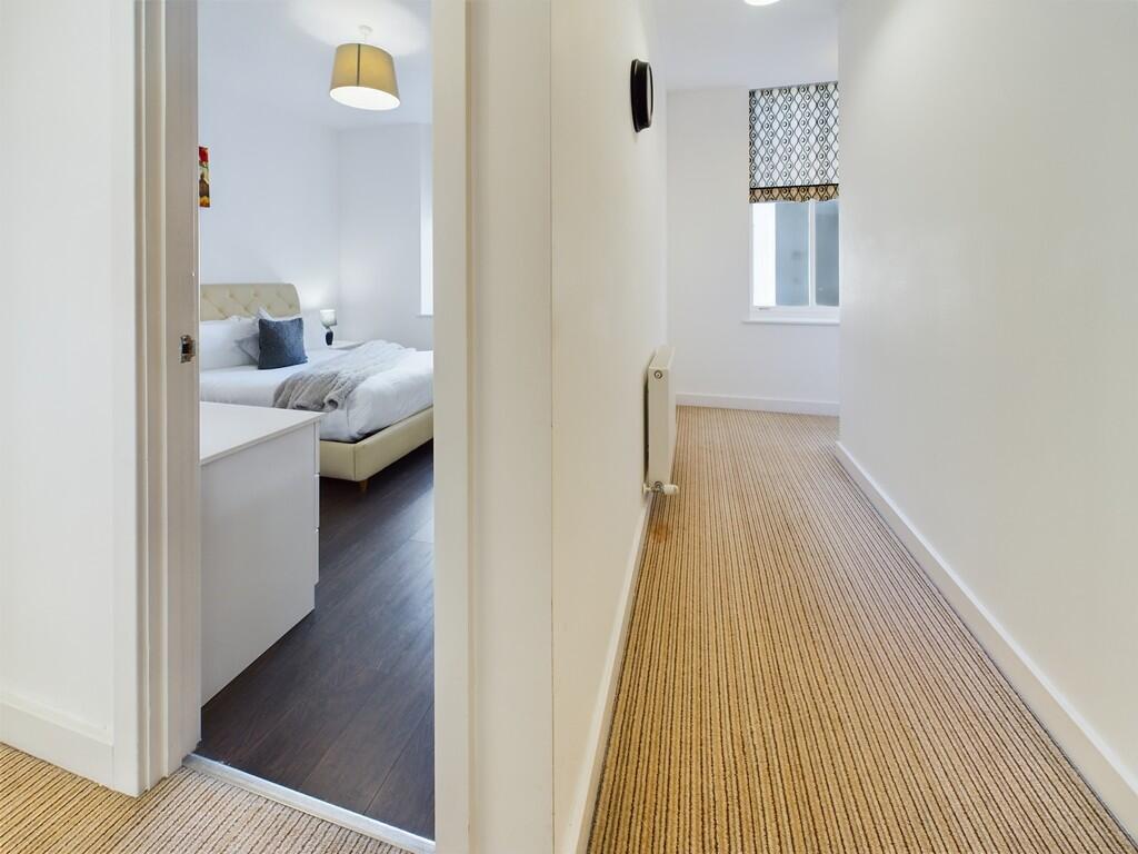 CAM02089G0-PR0416...