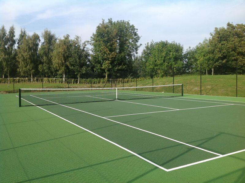 Tennis court at Summer Lake