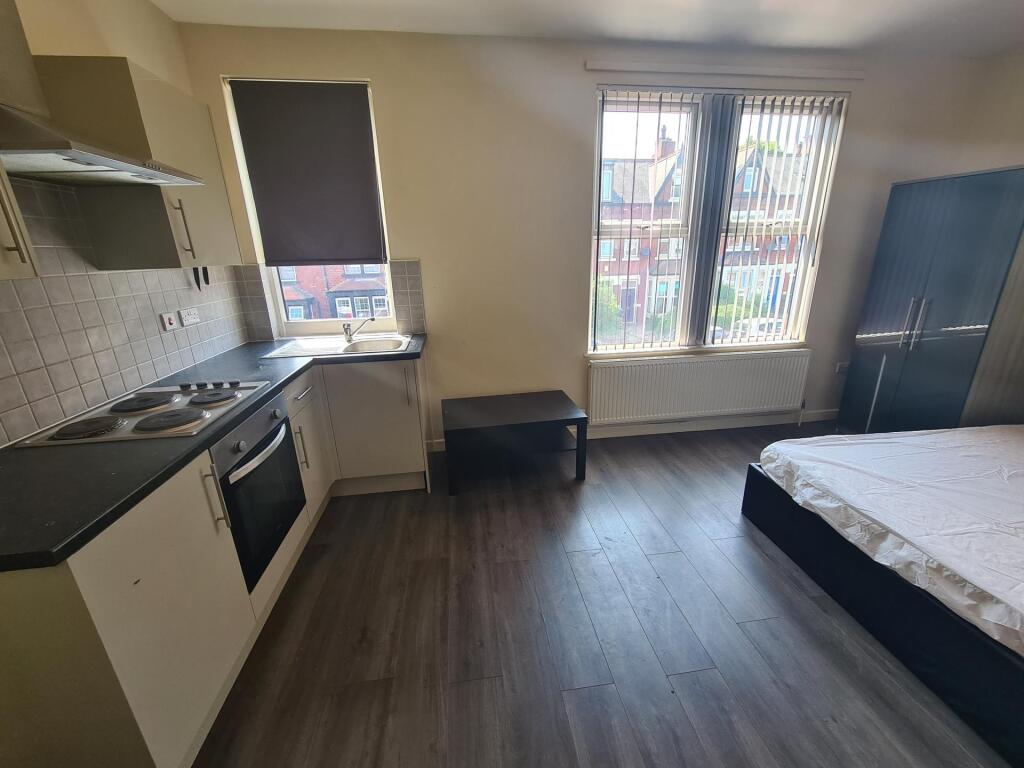 A bright and nicely maintained living space wit...
