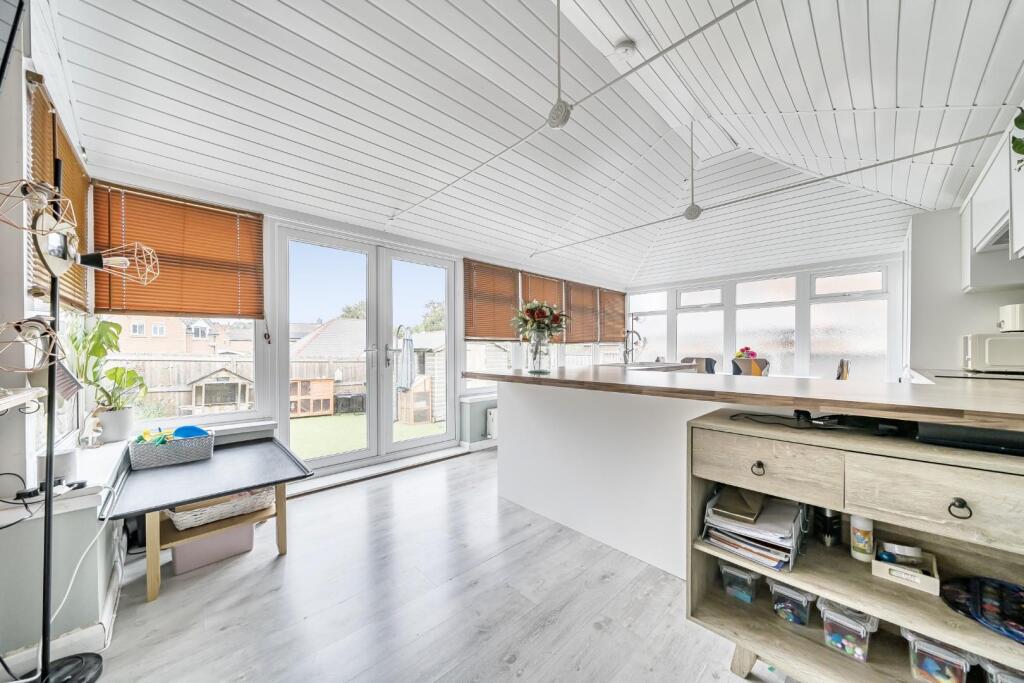 Kitchen with doors to garden.jpg