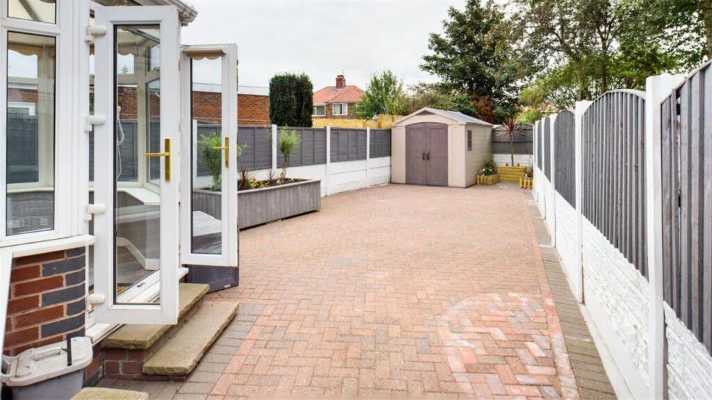 Broadway Rear Garden