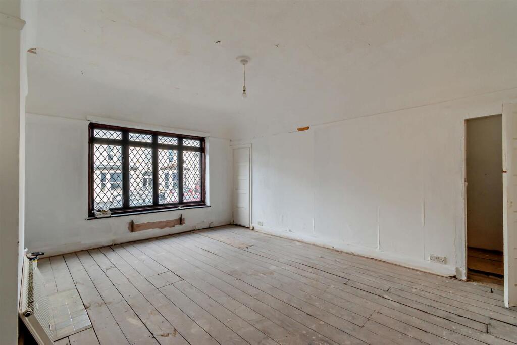 8634292-interior15-800.jpg