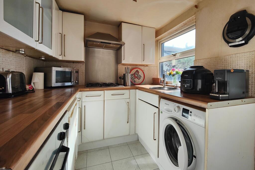 Light Kitchen