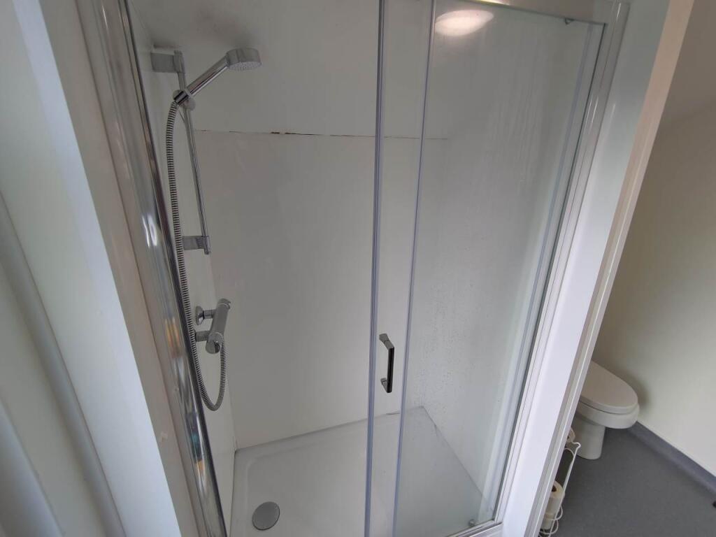 First floor shower r