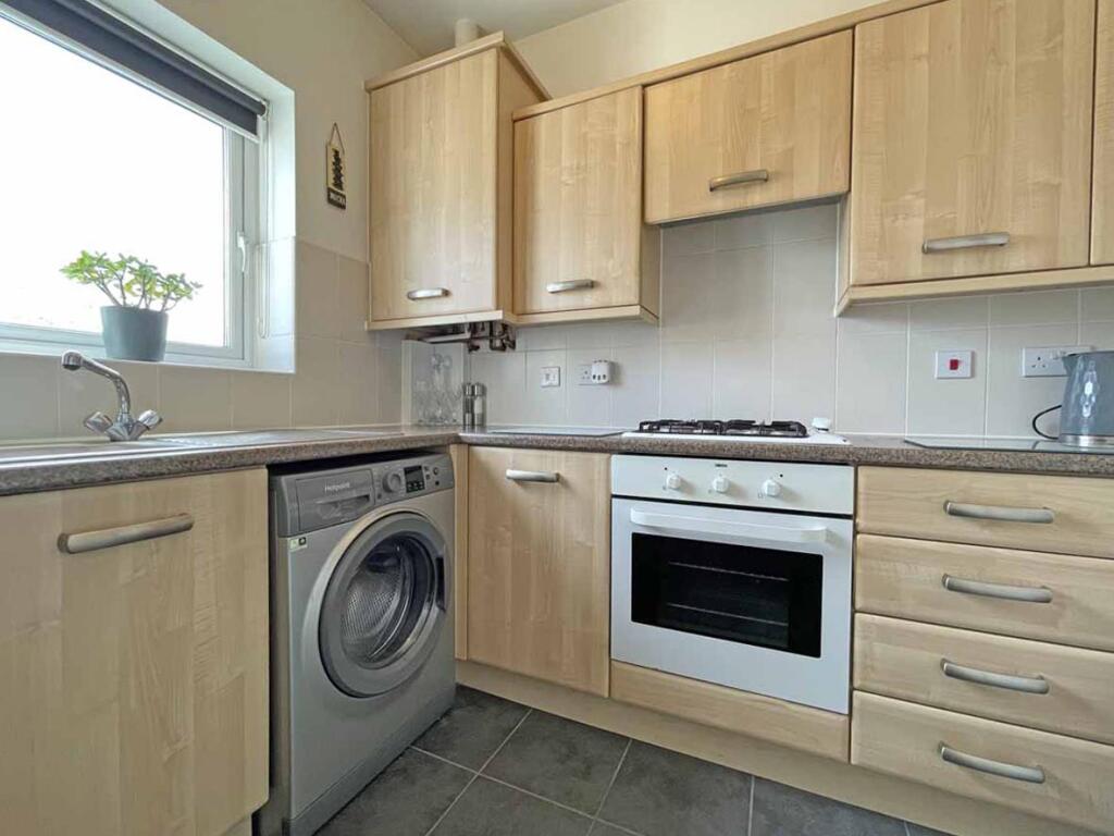 Samuel Bassett Avenue 10 - Kitchen.jpg