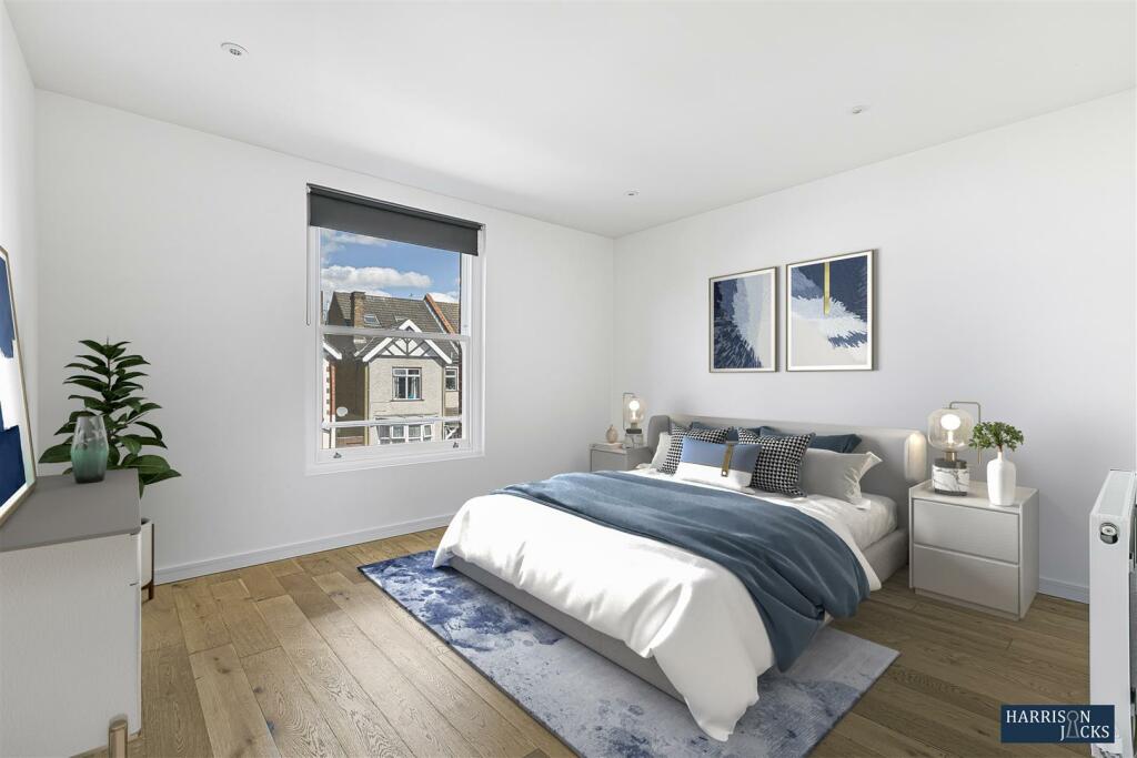 Master Bedroom 2.jpg