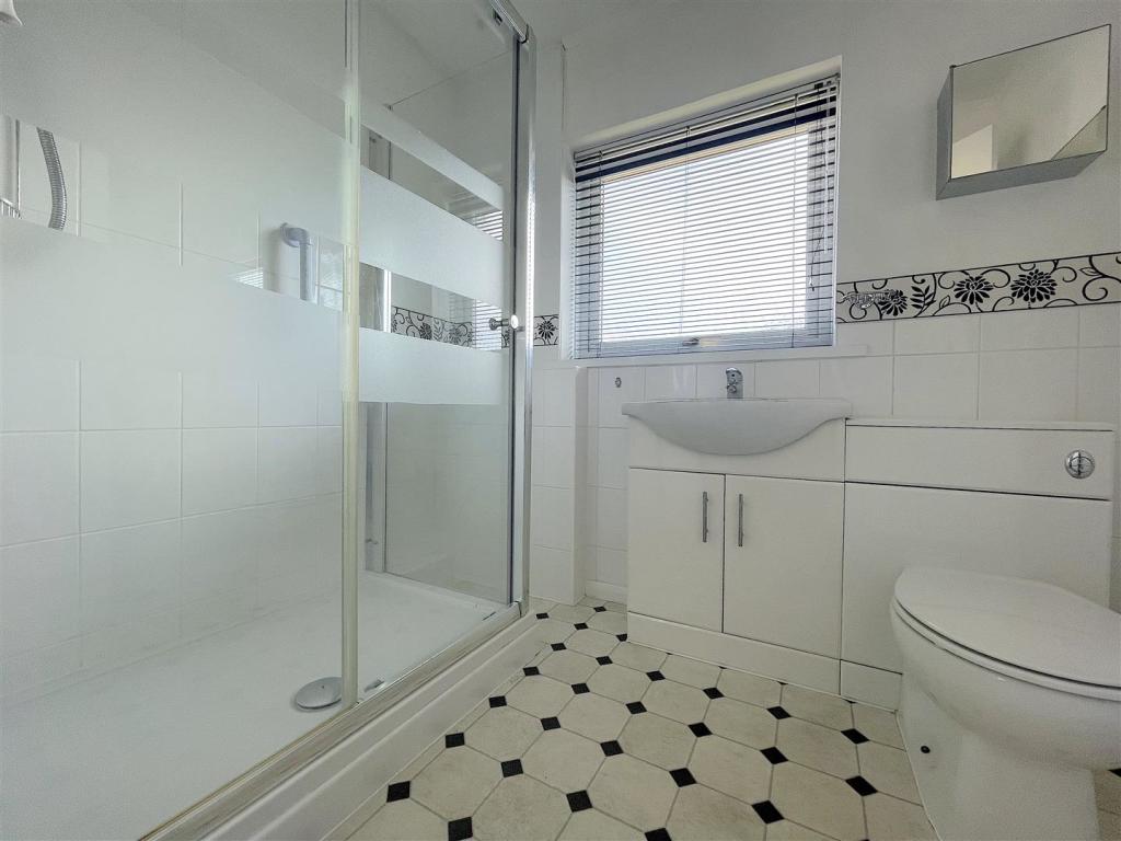 Bathroom (1).jpeg