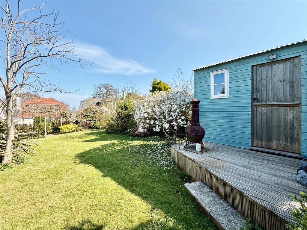 Garden Lodge Down.jpeg