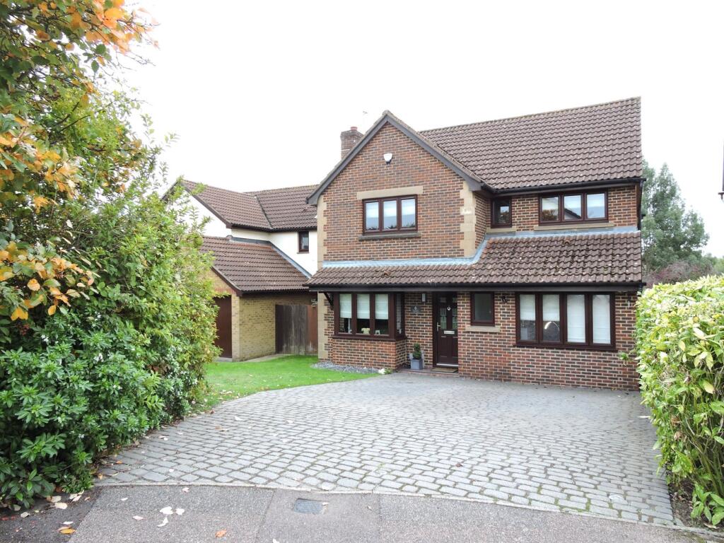Baytree Close, Cheshunt, Waltham Cross, EN7