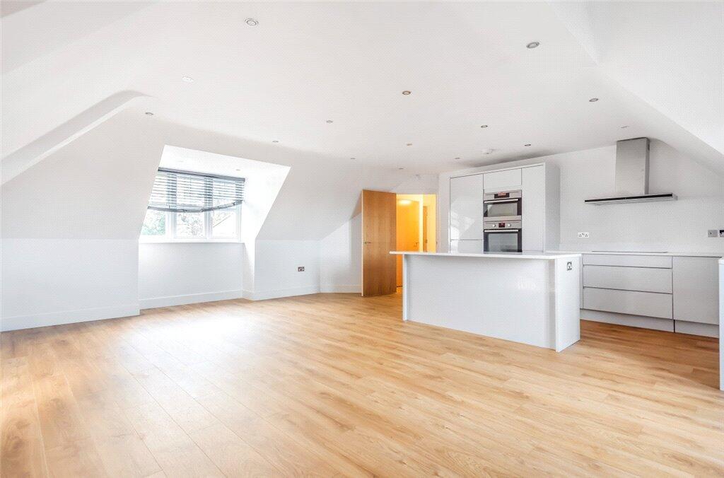 Reception/Kitchen