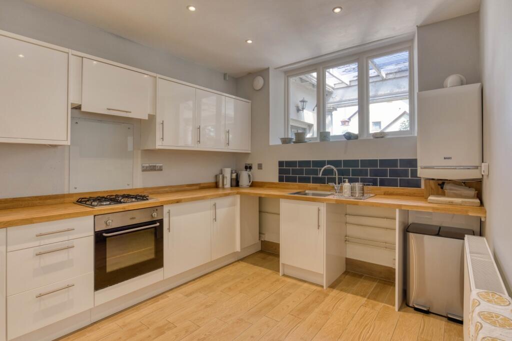 Ewemove Taunton - Kingston Road (2)