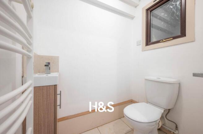 250 brandwood road - downstairs wc.jpg