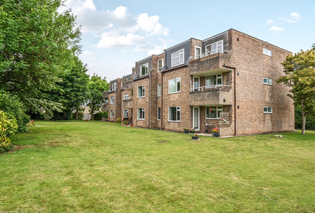 Nicholls Court