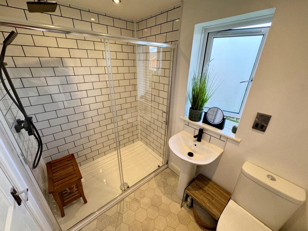Master Ensuite