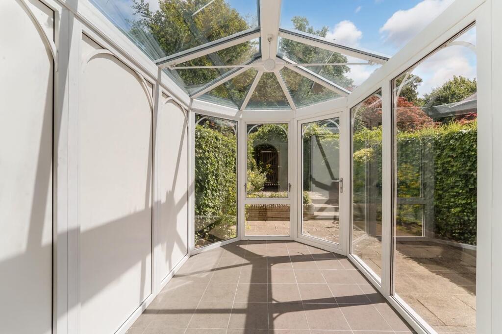 THE WALLED GARDEN (8).jpg