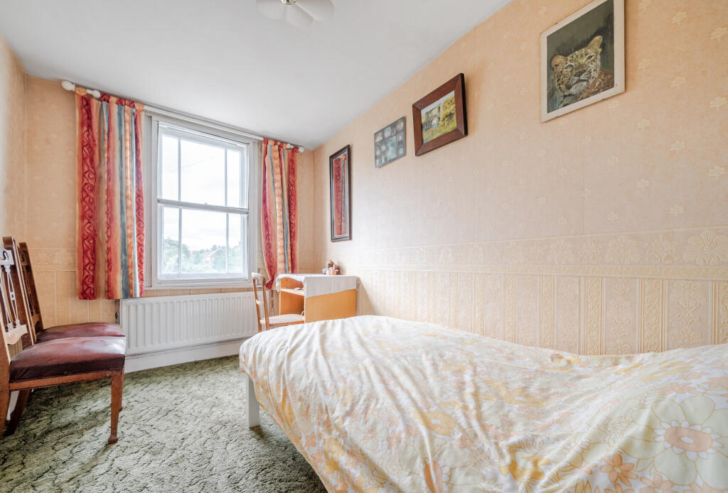 1327124-15-687a4a...