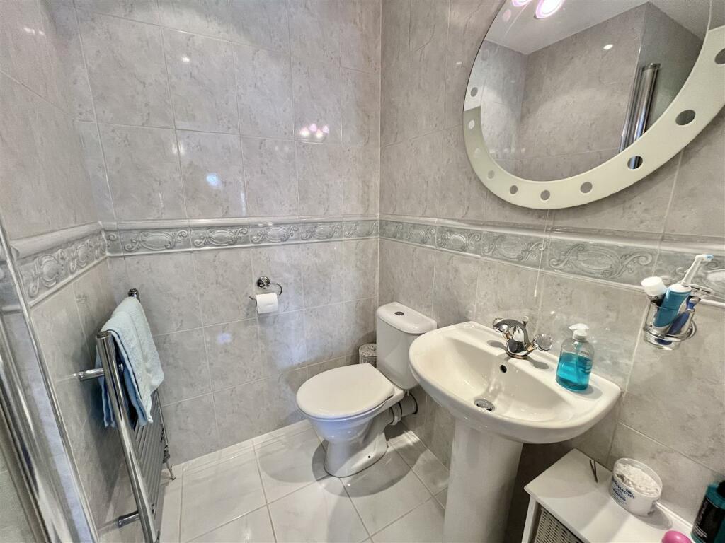 En-suite Shower Room