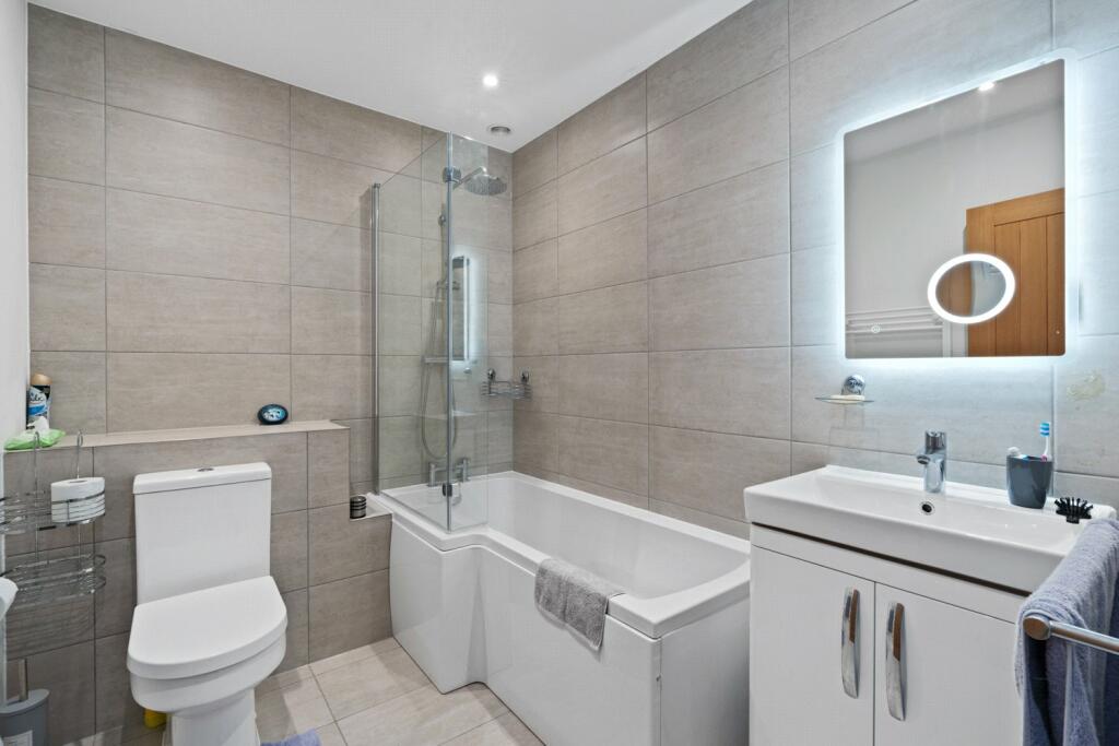 Bathroom/Wc