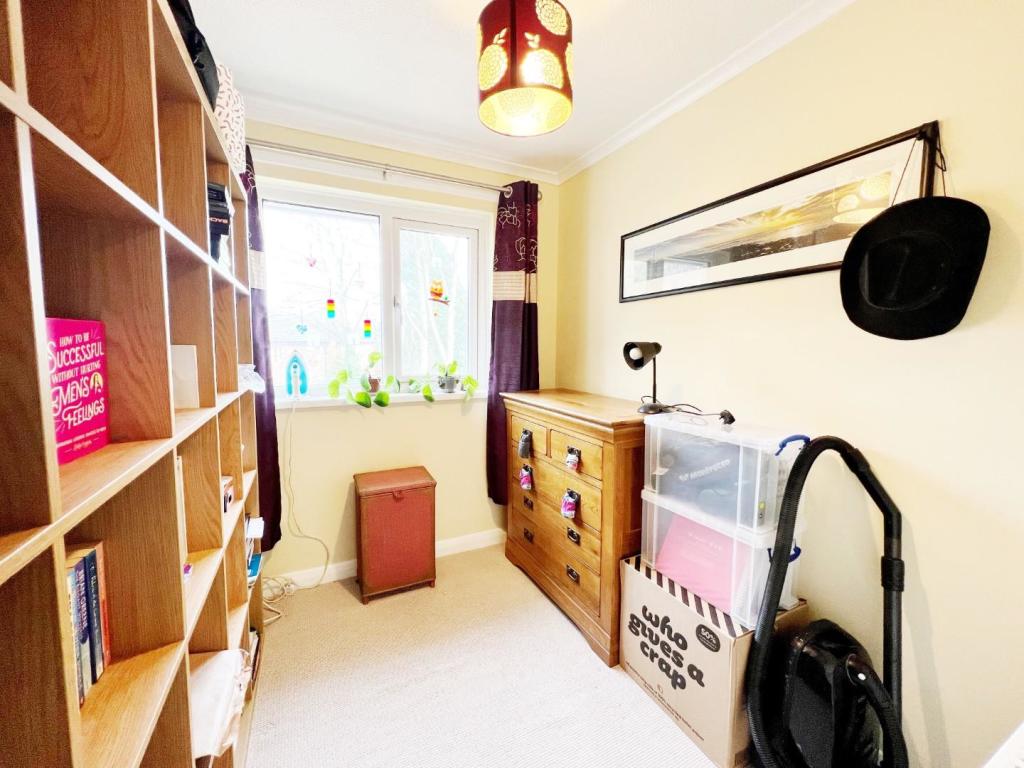 Bedroom 3.jpg
