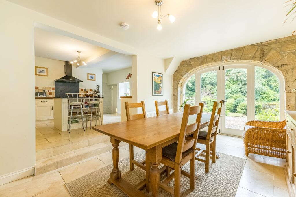 Dining/Sitting Room