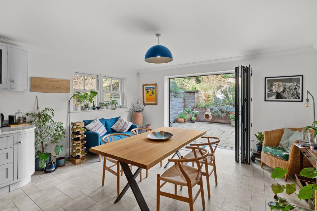 223aEarlhamRd-014.jpg