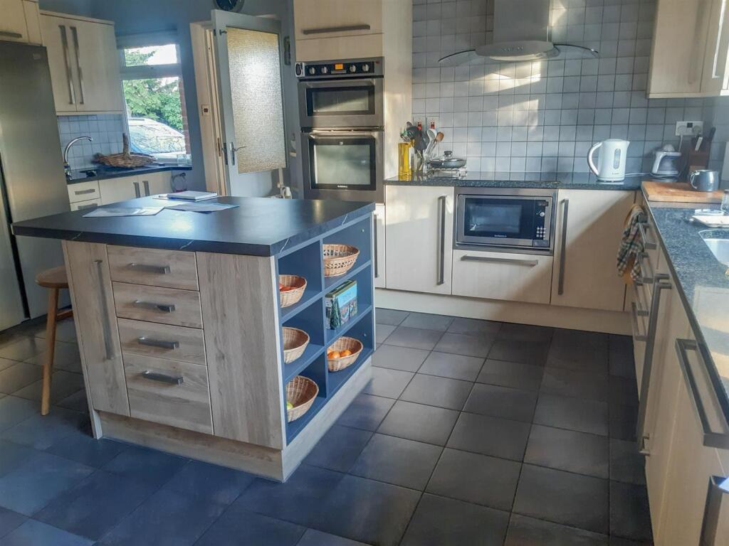 20250319_170843 (1).jpg