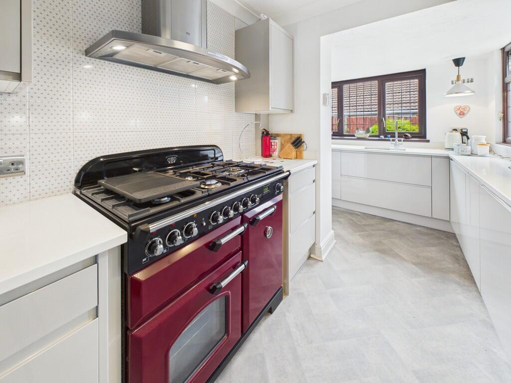 CAM05068G0-PR0051...