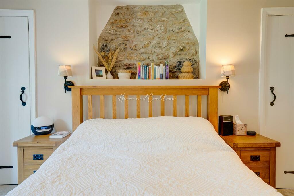 Rhiwbina Hill, Cardiff, HernCrabtree (34).jpg