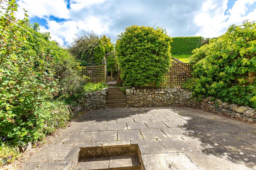 52 Priors Walk Melrose 37.JPG