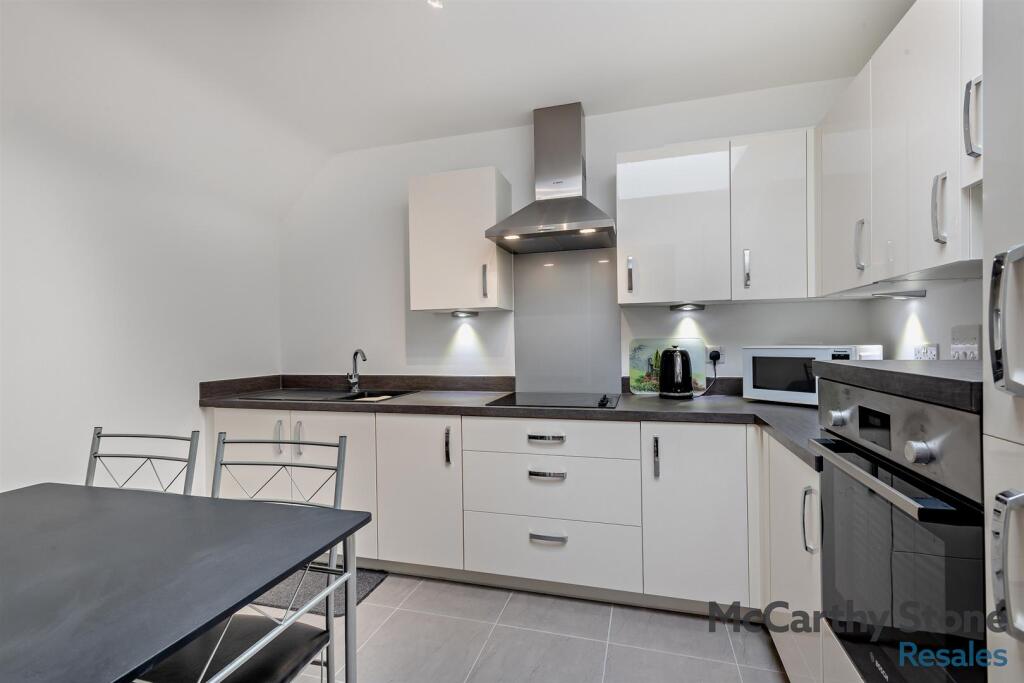 8639378-interior09-800.jpg