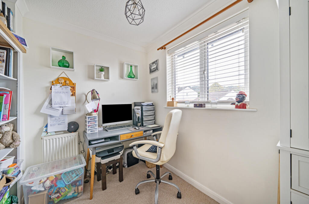 1365820-11-68ee1e...