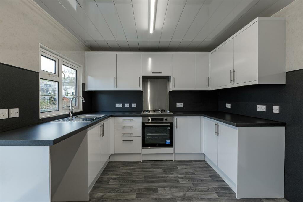 1 Park Homes Galashiels 14.JPG