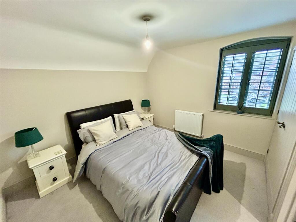 bed1.JPG