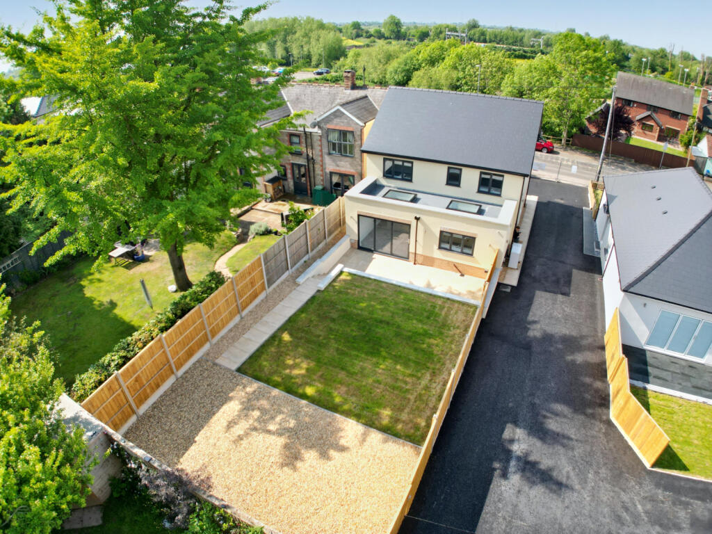 High SPECIFICATION and ENERGY EFFICIENT NEW BUILD Tanhurst, Main Road Undy, Caldicot, Monmouthshire, NP26 3EH