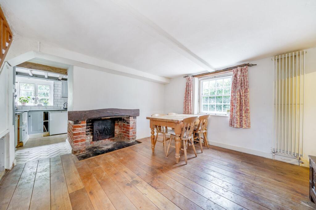 Dining Room (2)