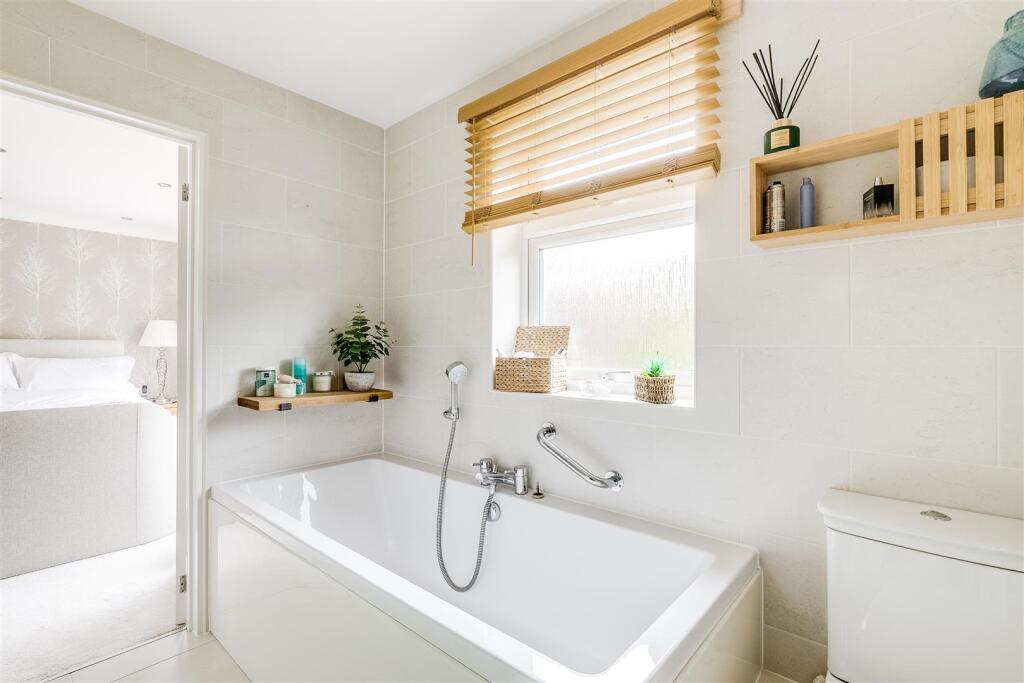 Brandles Road 21-11.jpg