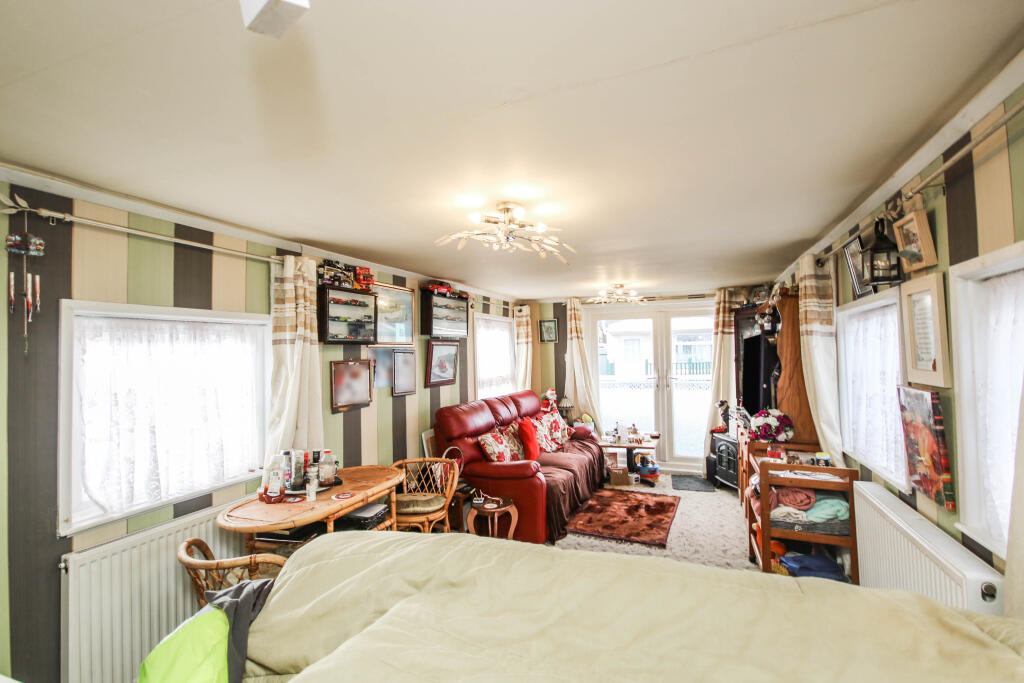 Open Plan Living 2.JPG