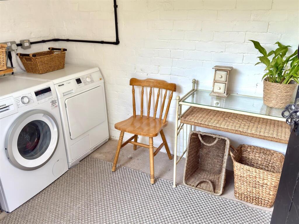 Utility Inside Garden.jpg