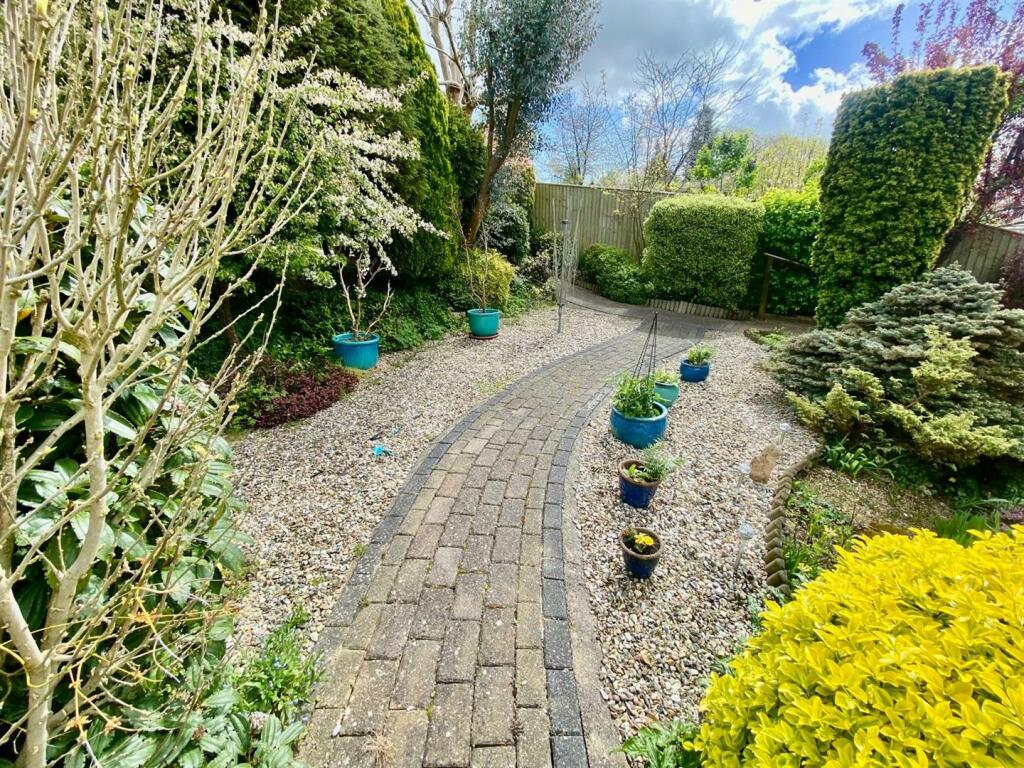 PHOTO-2024-04-16-12-12-12 (2)r.jpg