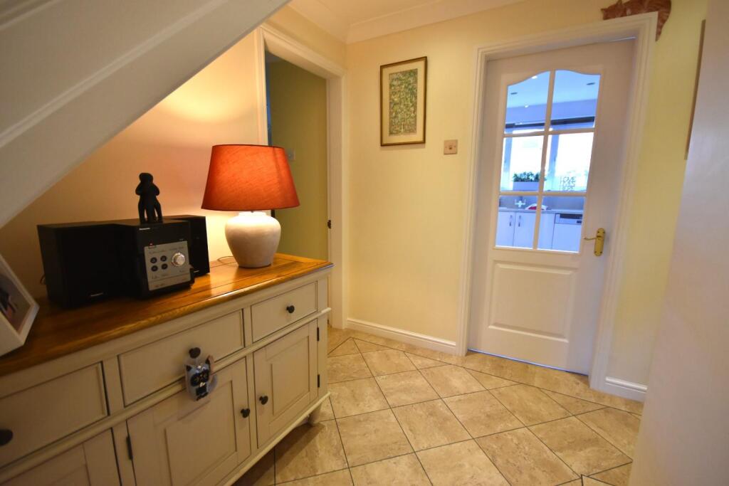 THROUGH ENTRANCE HALL