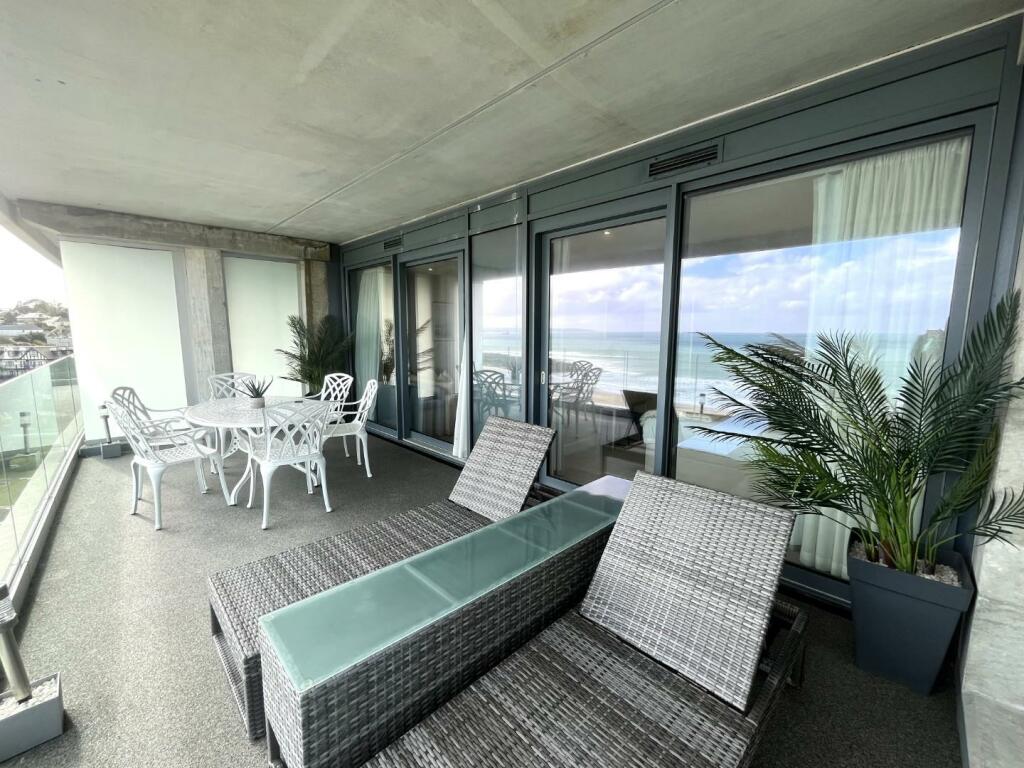 Balcony 3