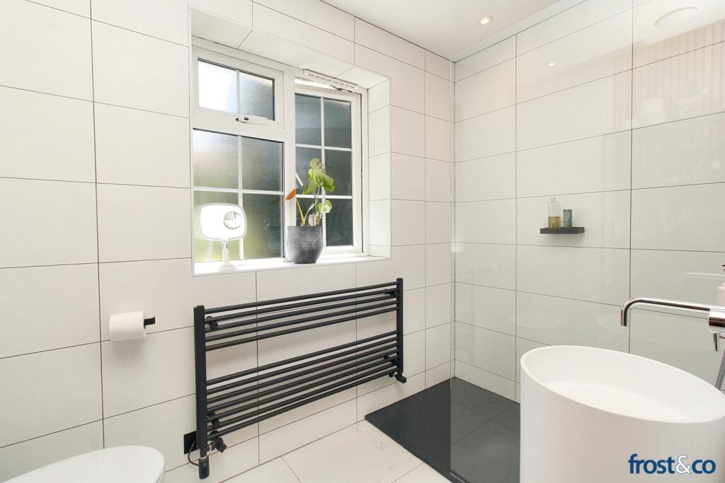 Master EnSuite