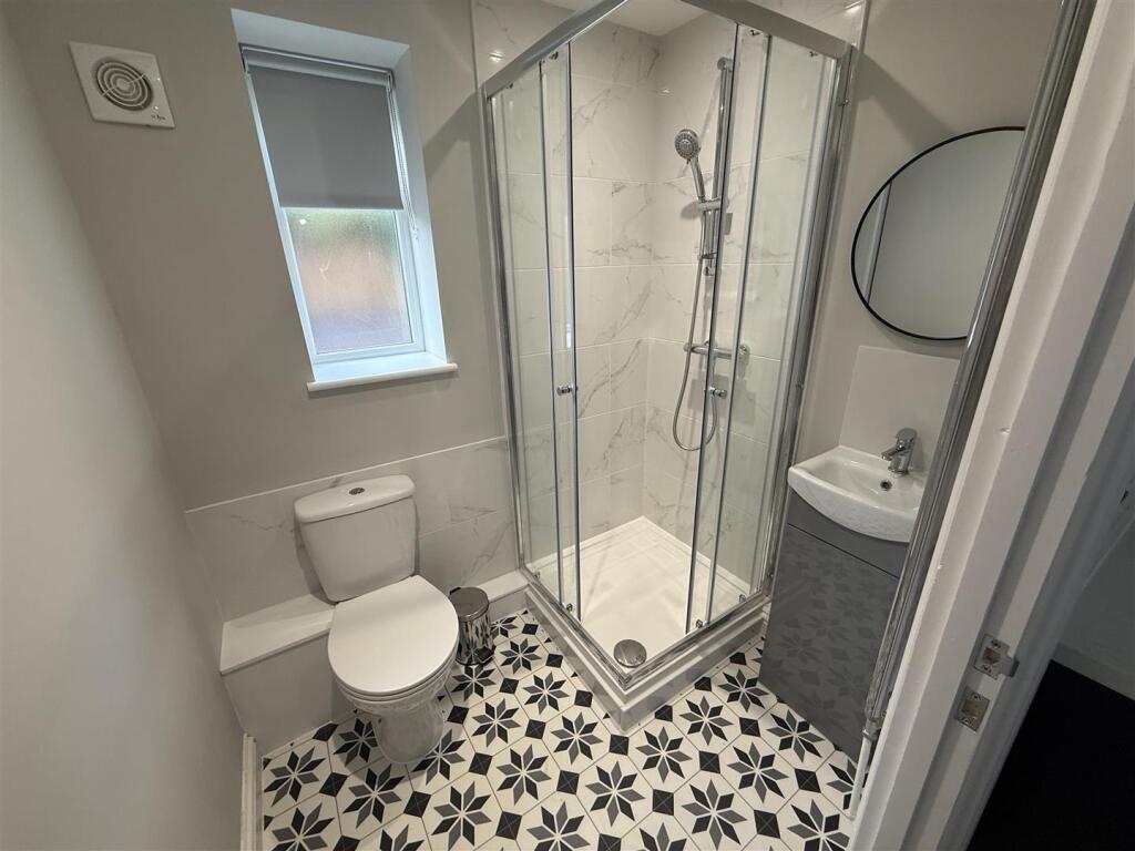 R1 BathJPG
