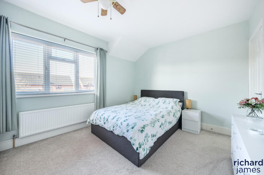 6a4155a048fc493fbece8da312fd8725