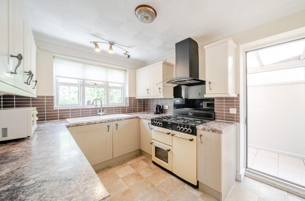 2nd view KITCHEN.jpg